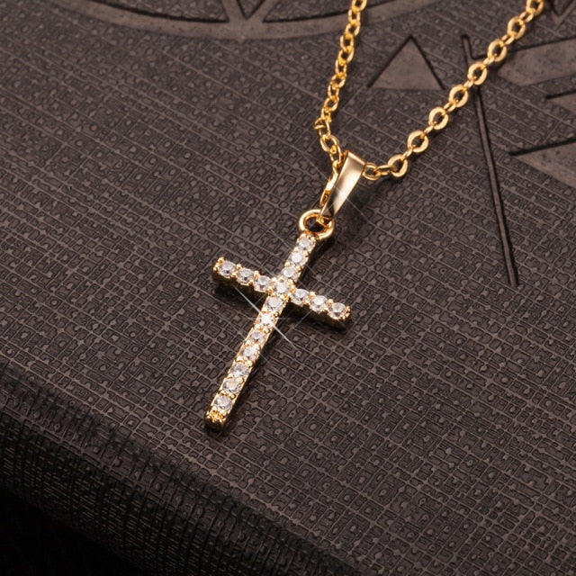 Rhinestone Cross Pendant & Chain - Wurlis